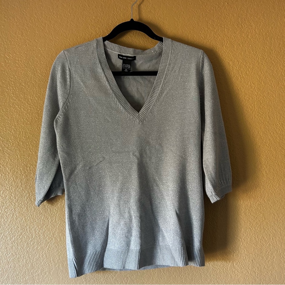 New York & Company Silver Metallic V Neck Women’s Sweater - Medium